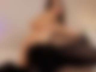 Queen-liana's Live Sex Cam Show