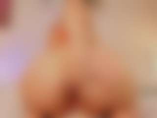 Queen-liana's Live Sex Cam Show