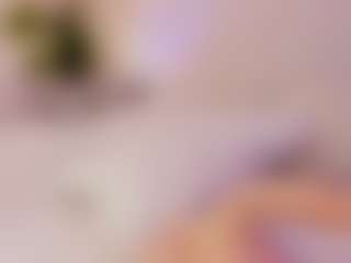 Live cam show with Queen-liana - Dildo Or Vibrator on Camsoda
