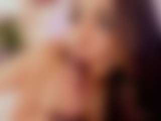 Queen-liana's Live Sex Cam Show