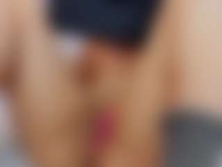 Queen-liana's Live Sex Cam Show