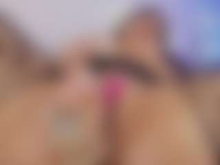 Queen-liana's Live Sex Cam Show