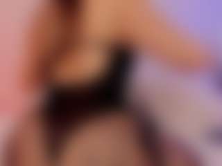 Queen-liana's Live Sex Cam Show