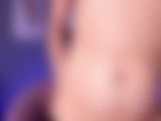 Live cam show with Sami Hills - Body Massage on makecum.org