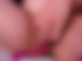 Live cam show with Sami Hills - Ass Clapping on AdultVida.com