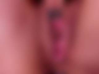 Sami Hills's Live Sex Cam Show