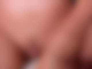 Sami Hills's Live Sex Cam Show