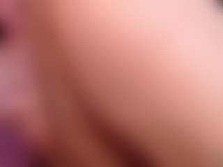 Mia's Live Sex Cam Show