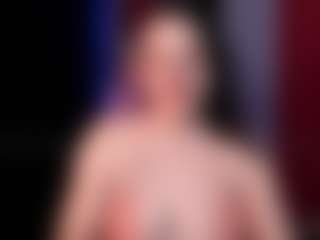 Mia's Live Sex Cam Show