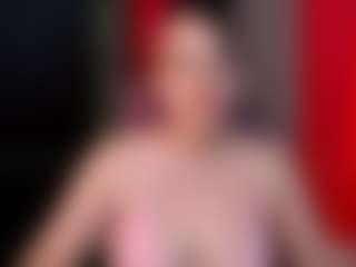 Mia's Live Sex Cam Show