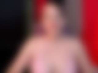 Mia's Live Sex Cam Show