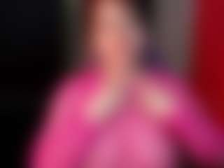 Mia's Live Sex Cam Show