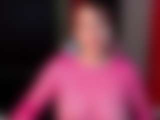 Live cam show with Mia - Asshole Brown Hair on CamwithHer