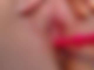 Mia's Live Sex Cam Show
