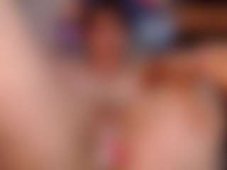 Mia's Live Sex Cam Show