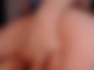 Mia's Live Sex Cam Show