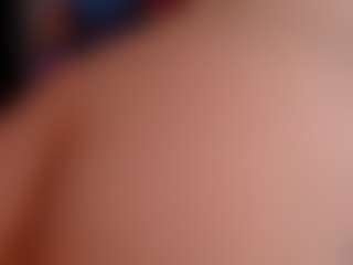 Mia's Live Sex Cam Show