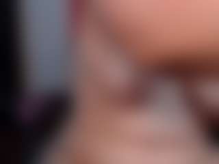 Mia's Live Sex Cam Show