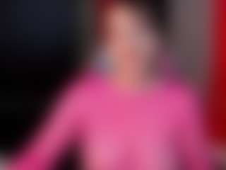 Mia's Live Sex Cam Show