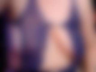 Mia's Live Sex Cam Show