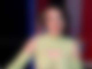 Live cam show with Mia - Big Tits on Latina Girls
