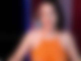 Mia's Live Sex Cam Show