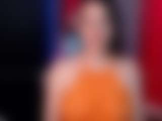 Live cam show with Mia - Spank Brown Hair on Fling VIP Chat