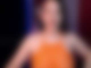 Mia's Live Sex Cam Show