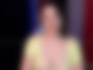Mia's Live Sex Cam Show