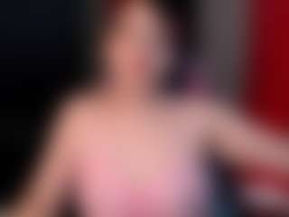 Mia's Live Sex Cam Show