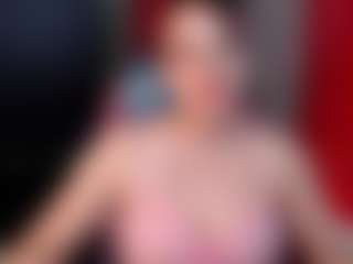 Mia's Live Sex Cam Show
