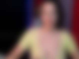 Mia's Live Sex Cam Show