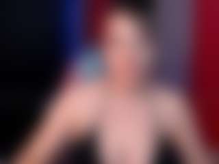 Live cam show with Mia - Big Tits Brown Hair on Camsoda