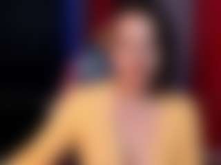 Mia's Live Sex Cam Show