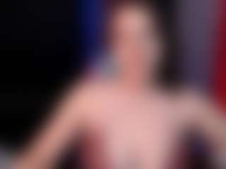 Mia's Live Sex Cam Show