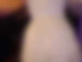 Live cam show with Carolina - Granny on CamwithHer