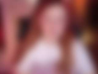 Live-Cam-Show mit Carolina - Strip auf Camsoda