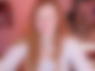 Live cam show with Carolina - Yoga on Camming Site