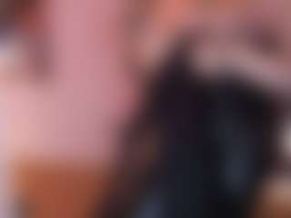 Live cam show with Carolina - Brown Eyes Red Hair on Camsoda