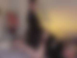 Live cam show with Carolina - HD on Camsoda