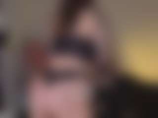 Live cam show with Carolina - No Drinking on Mixed Magazine Live