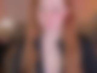 Live cam show with Carolina - Smoking on Porn Luv