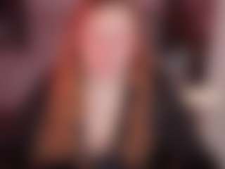 Live cam show with Carolina - Smoking on camtv