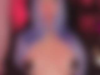Live cam show with Carolina - Strip Red Hair on Camsoda