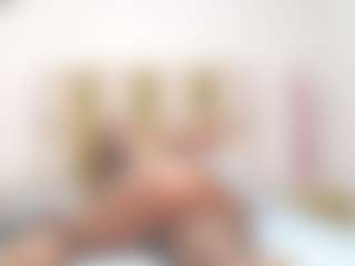 Live cam show with samy-brown - Bedroom Mature on xblisslive.com