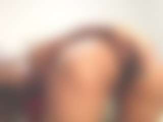 Live cam show with samy-brown - Latina MILF on Mixed Magazine Live | colombia