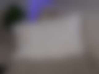 Live cam show with XenEuphoria - Average on Uber Horny