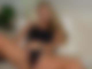 Live cam show with XenEuphoria - Blonde Hair on xheatlive.com