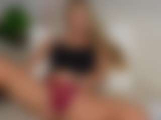 Live cam show with XenEuphoria - Green Eyes on CamClone