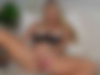 XenEuphoria's Live Sex Cam Show